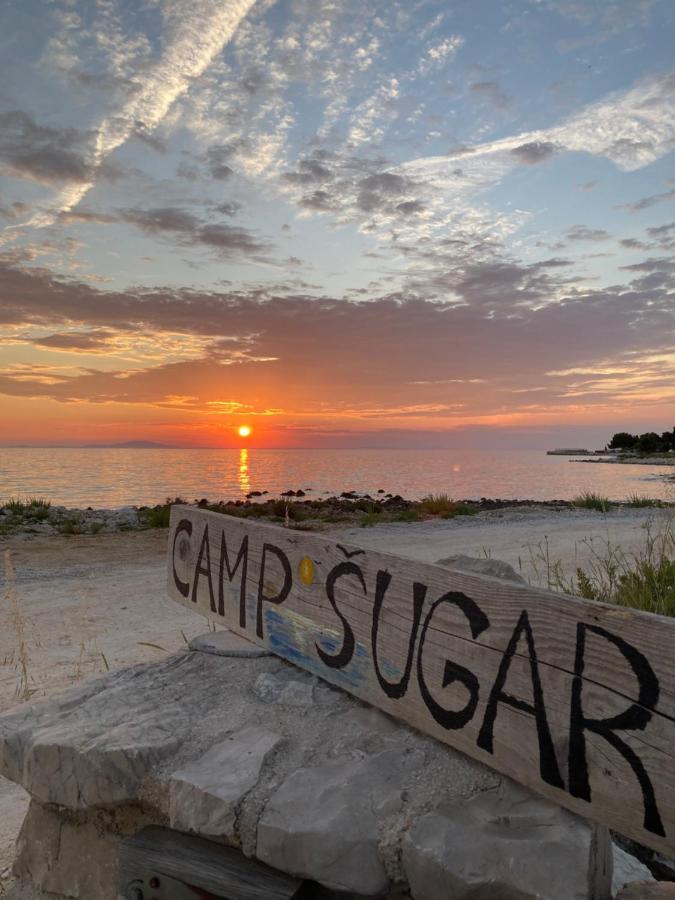 Campsite Sugar
